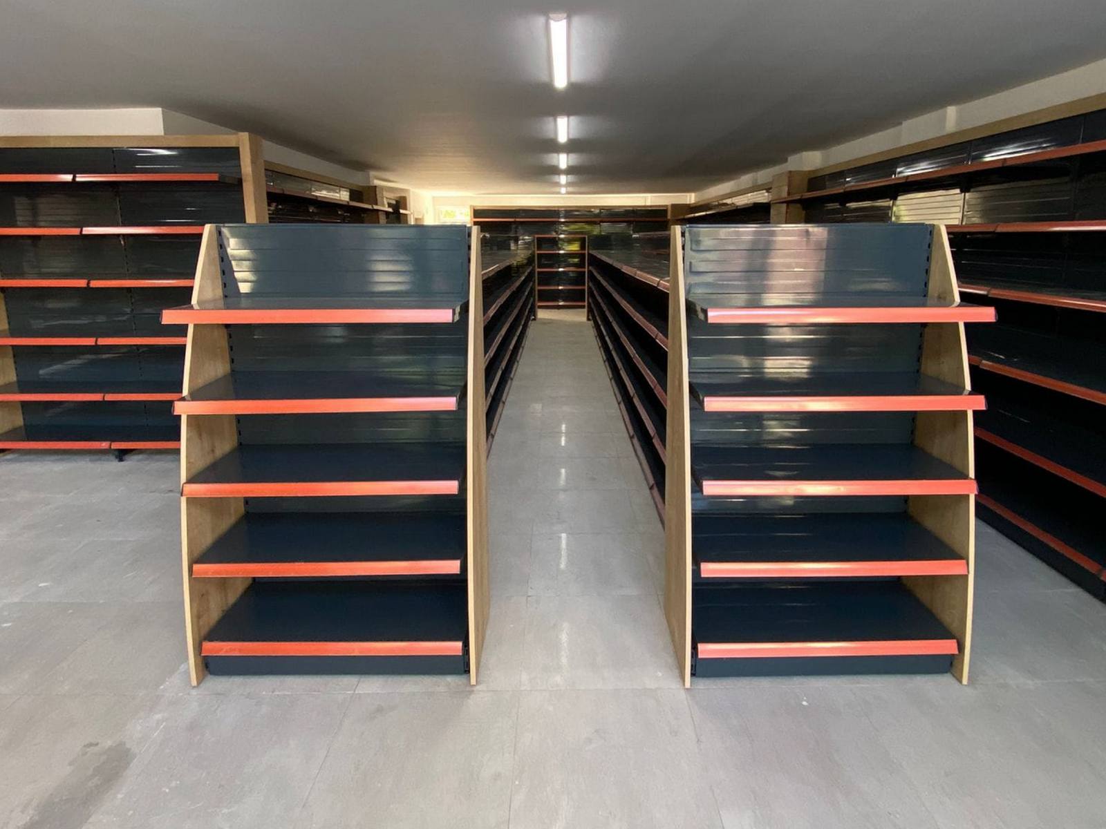 Van Market Raf - Görsel 3